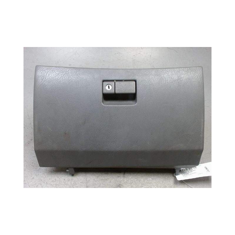 BOITE A GANTS TOYOTA AVENSIS -2000