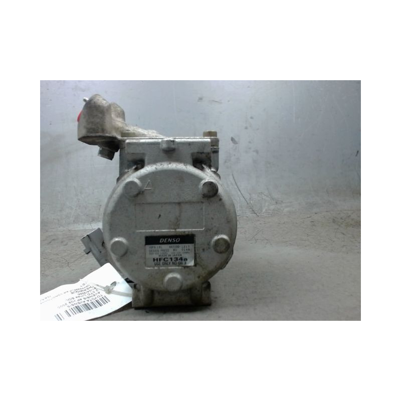 COMPRESSEUR AIR CONDITIONNE TOYOTA AVENSIS -2000