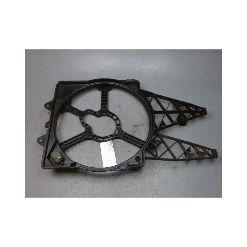 SUPPORT DE VENTILATEUR FIAT GRANDE PUNTO 2005-