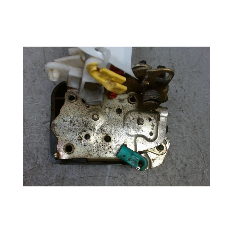 SYSTEME CONDAMNATION ARRIERE DROIT CHRYSLER PT CRUISER 00-05