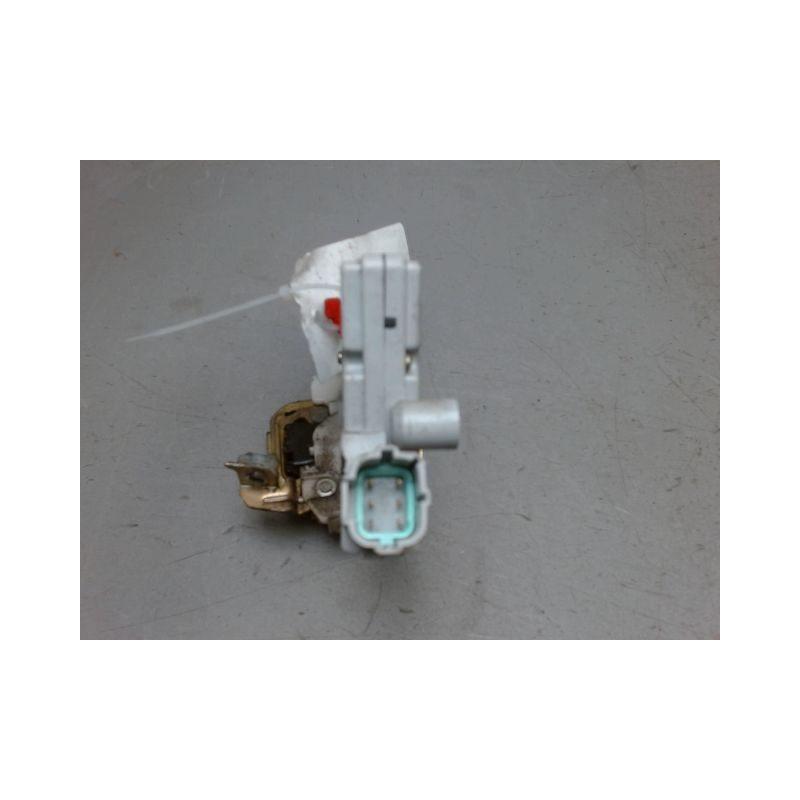 SYSTEME CONDAMNATION ARRIERE DROIT NISSAN TERRANO II 99-2002