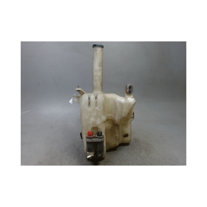 RESERVOIR LAVE-GLACE AVANT TOYOTA AVENSIS -2000