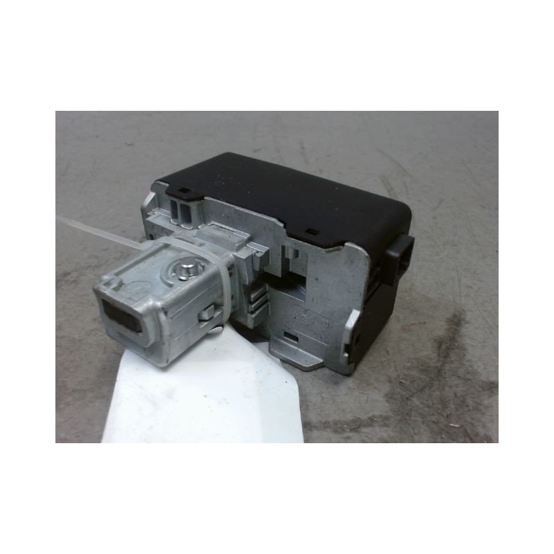 VERROU COLONNE DIRECTION RENAULT TRAFIC