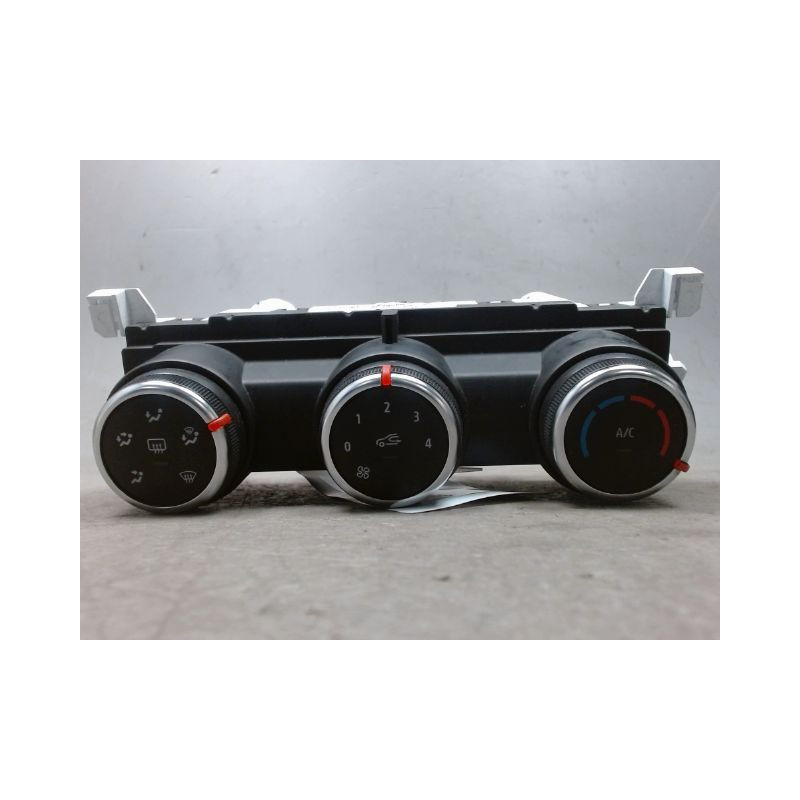 COMMANDE DE CHAUFFAGE RENAULT CLIO