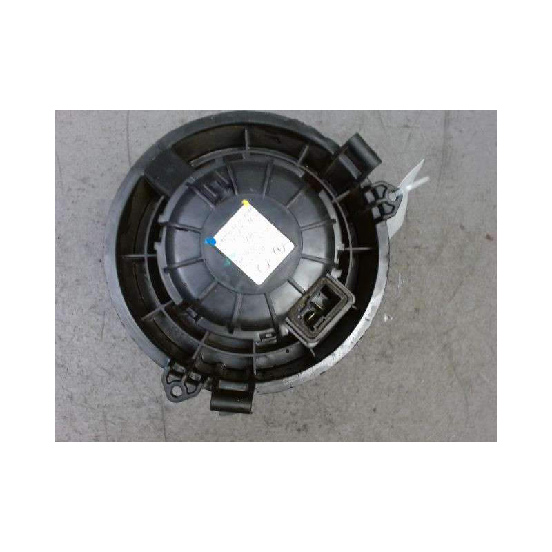 MOTEUR VENTILATEUR CHAUFFAGE SSANGYONG XLV