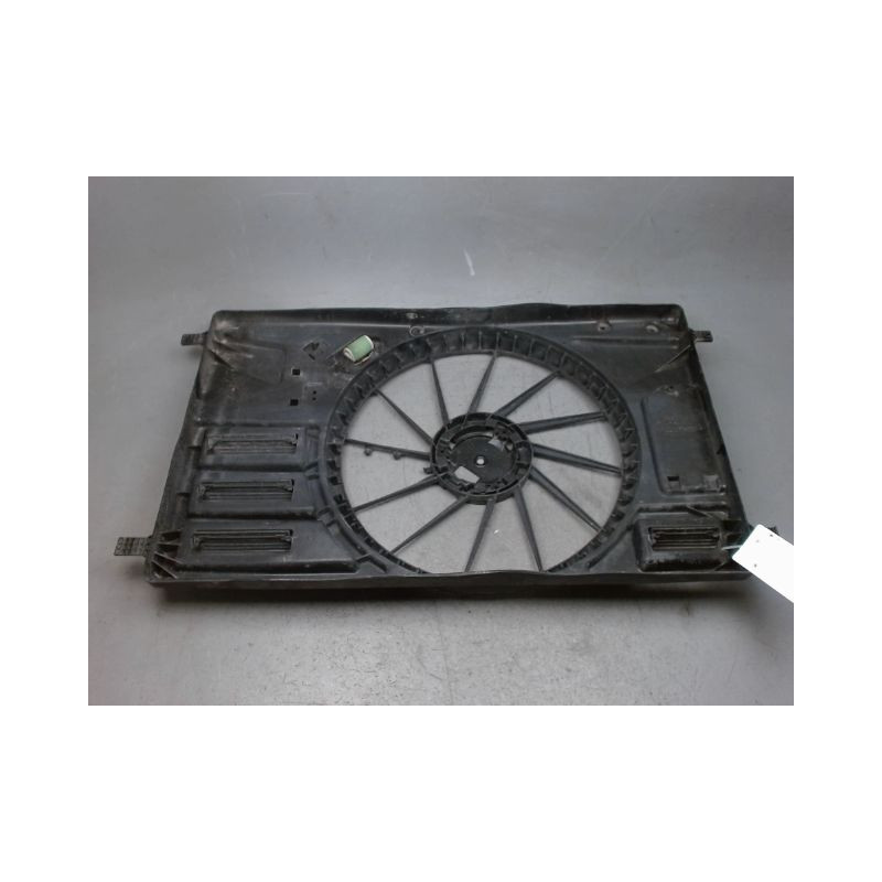 SUPPORT DE VENTILATEUR FORD T.CUSTOM
