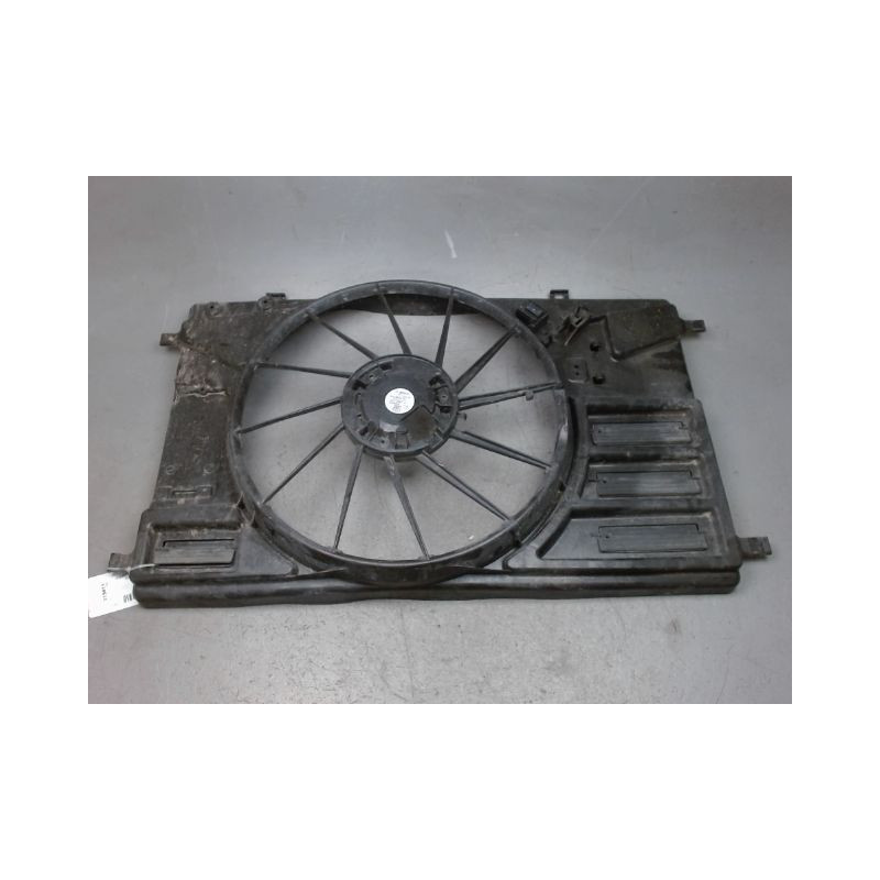 SUPPORT DE VENTILATEUR FORD T.CUSTOM
