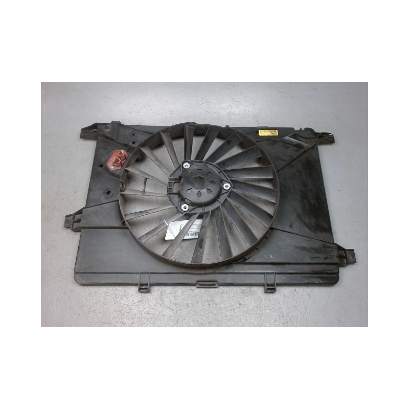 SUPPORT DE VENTILATEUR ALFA ROMEO BRERA