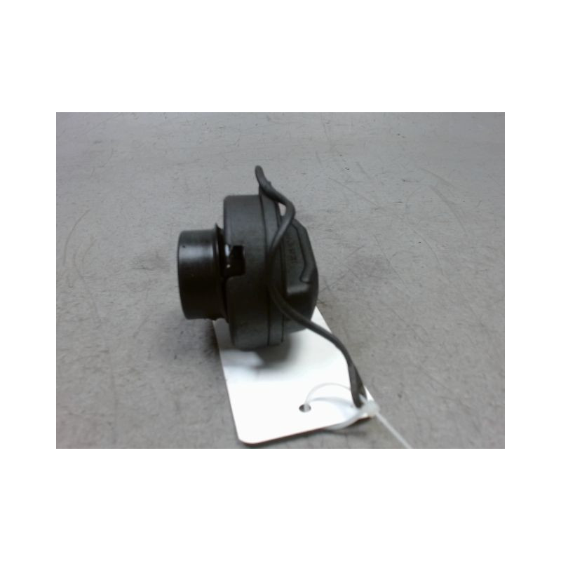 BOUCHON RESERVOIR A CARBURANT VOLKSWAGEN GOLF V SW 2007-