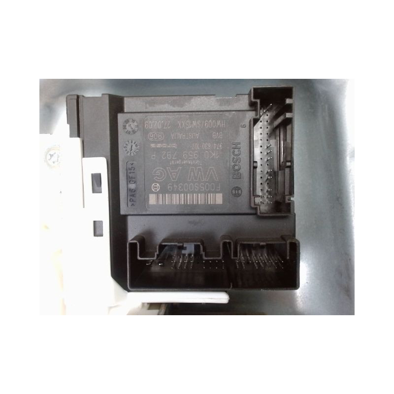 MECANISME+MOTEUR LEVE-GLACE AVANT DROIT VOLKSWAGEN GOLF V SW 2007-