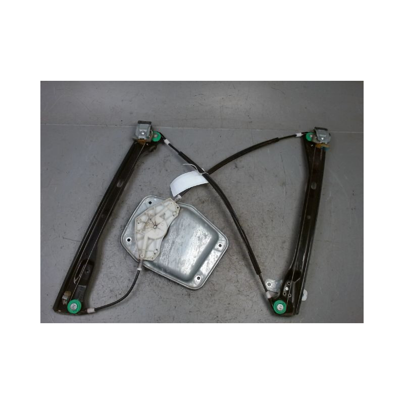 MECANISME+MOTEUR LEVE-GLACE AVANT GAUCHE VOLKSWAGEN GOLF V SW 2007-