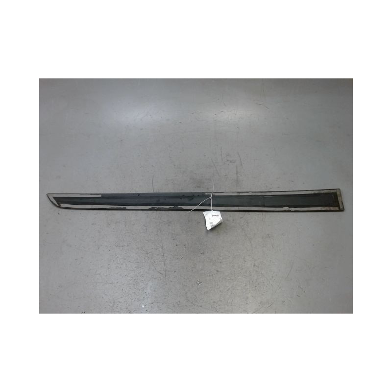 PROTECTION PORTE AVANT DROIT SUZUKI BALENO