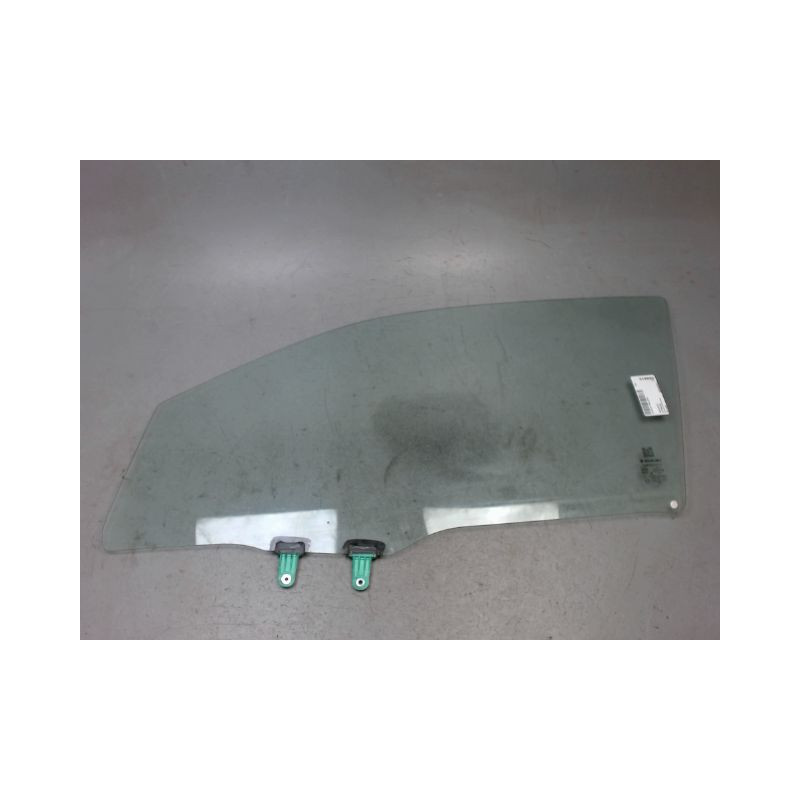 GLACE PORTE AVG SUZUKI BALENO