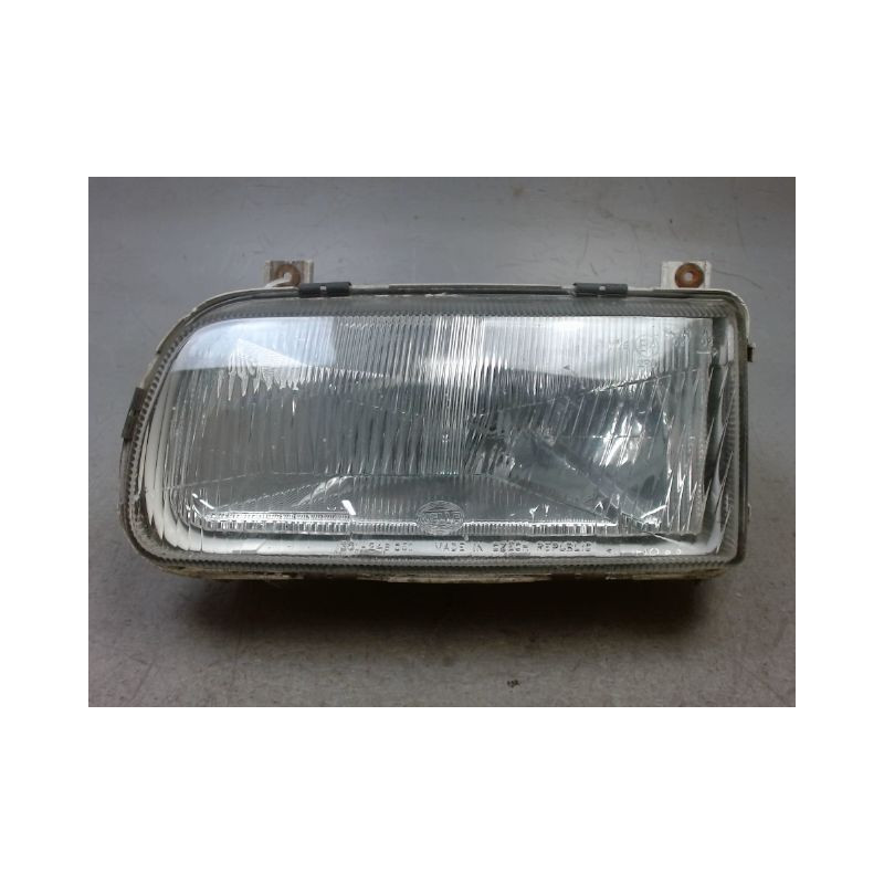 PHARE GAUCHE SKODA FELICIA 95-2000