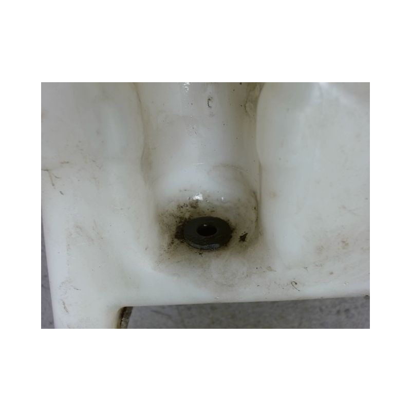 RESERVOIR LAVE-GLACE AVANT SKODA FELICIA 95-2000