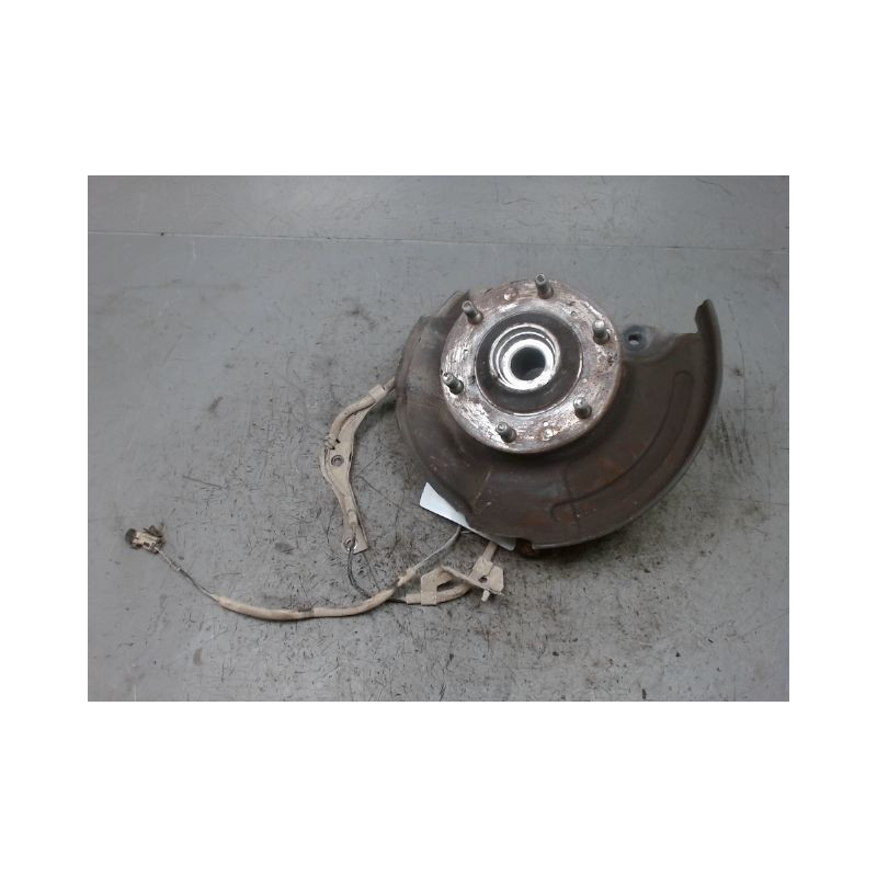 PIVOT AVANT DROIT MITSUBISHI L 200