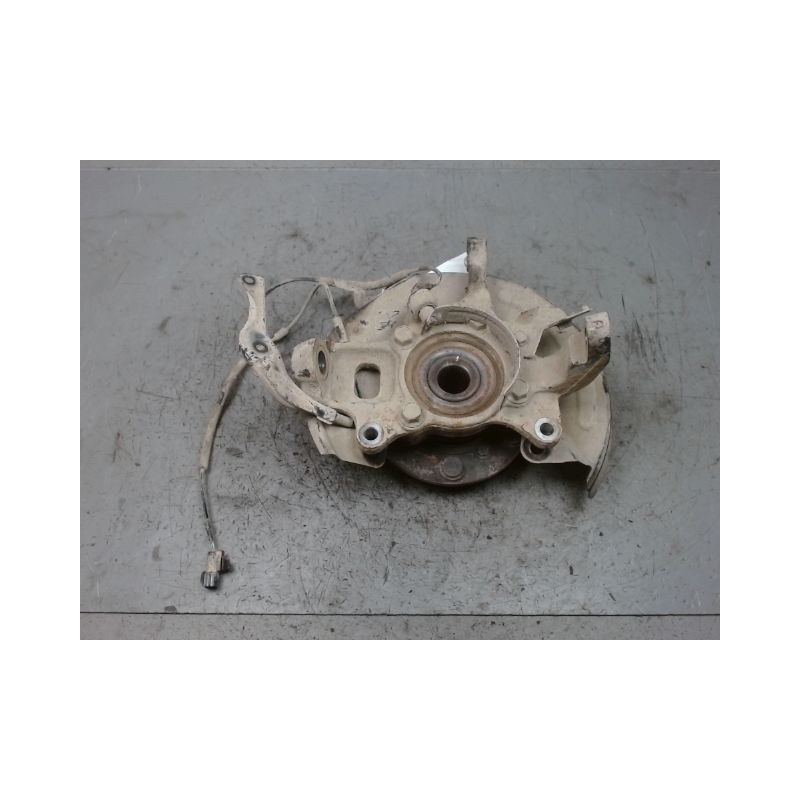 PIVOT AVANT DROIT MITSUBISHI L 200
