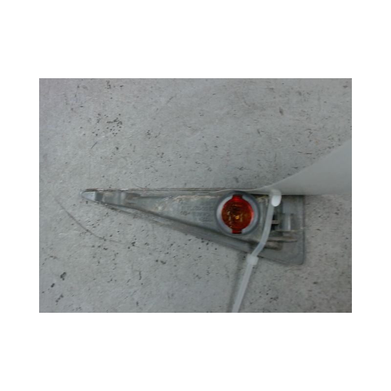 REPETITEUR AILE DROIT RENAULT SCENIC II PH.2 06-09