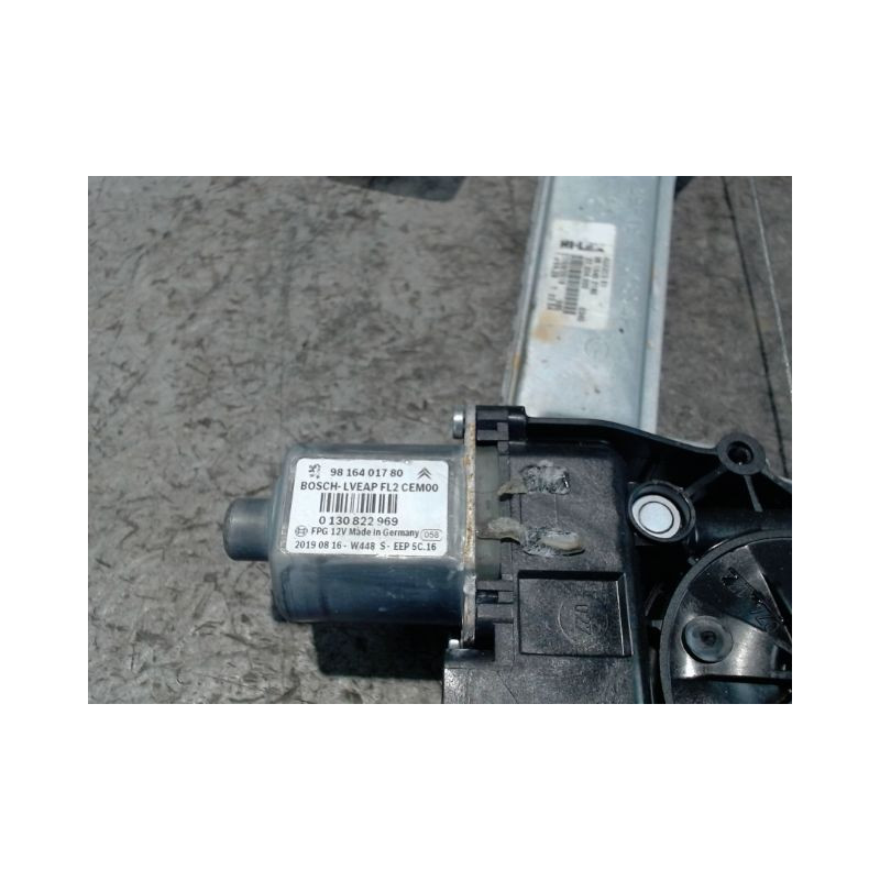 MECANISME+MOTEUR LEVE-GLACE AVANT GAUCHE PEUGEOT 208