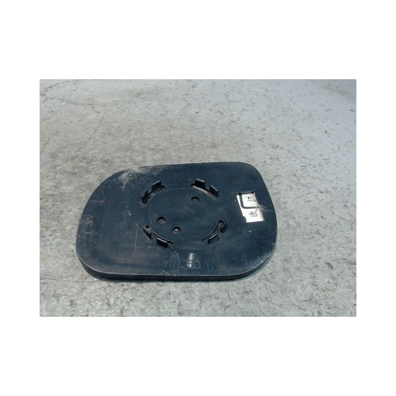 GLACE RETROVISEUR EXT D TOYOTA RAV4