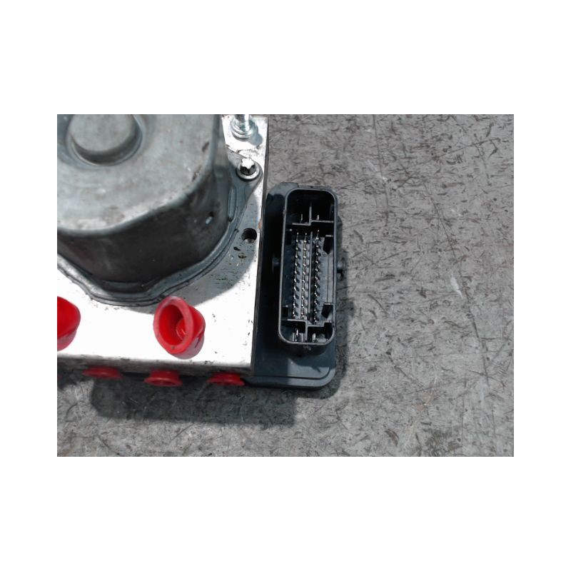 UNITE HYDRAULIQUE ABS NISSAN NV200