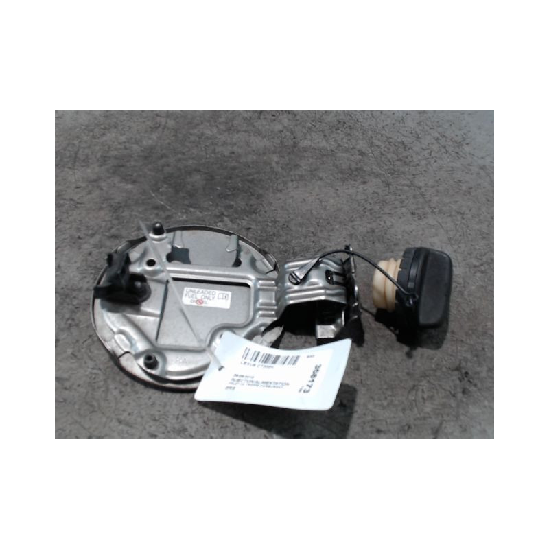 VOLET DE TRAPPE CARBURANT LEXUS CT200H