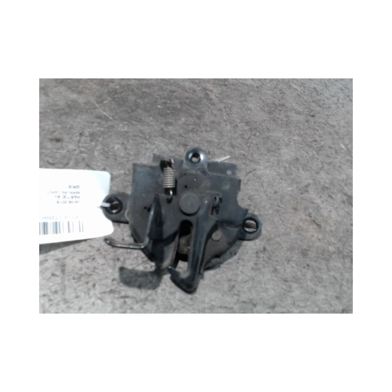 SERRURE CAPOT LEXUS CT200H