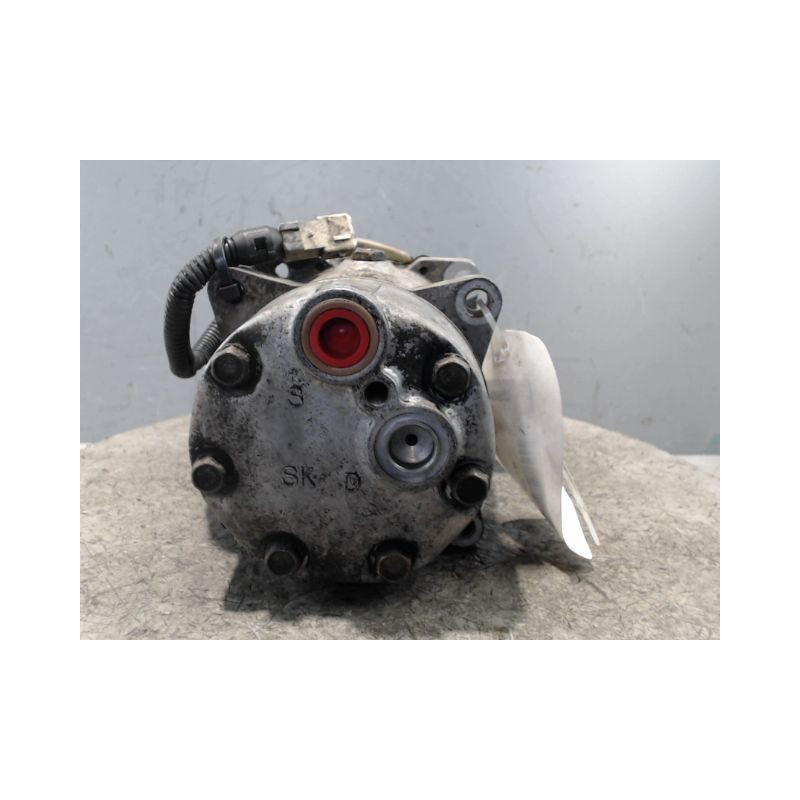 COMPRESSEUR AIR CONDITIONNE PEUGEOT 205 87-98