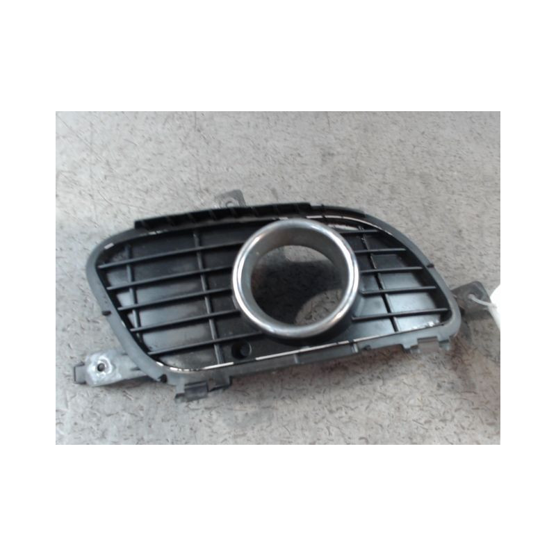 OBTURATEUR PHARE ADDITIONNEL PARE-CHOC AVG MERCEDES CLASSE A 3P
