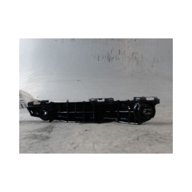 SUPPORT PARE-CHOC AVG TOYOTA YARIS 2003-