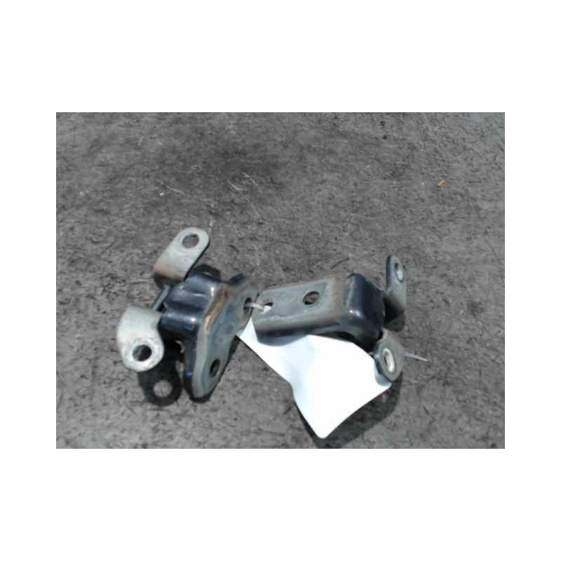 CHARNIÈRE PORTE ARD TOYOTA VERSO 2010-