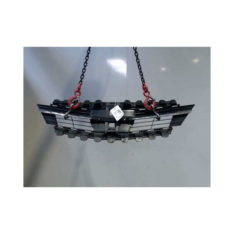 GRILLE CALANDRE TOYOTA VERSO 2010-