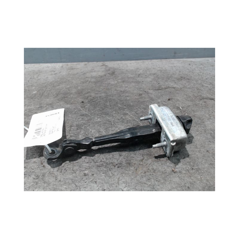 TIRANT PORTE AVANT GAUCHE OPEL ASTRA 2004-