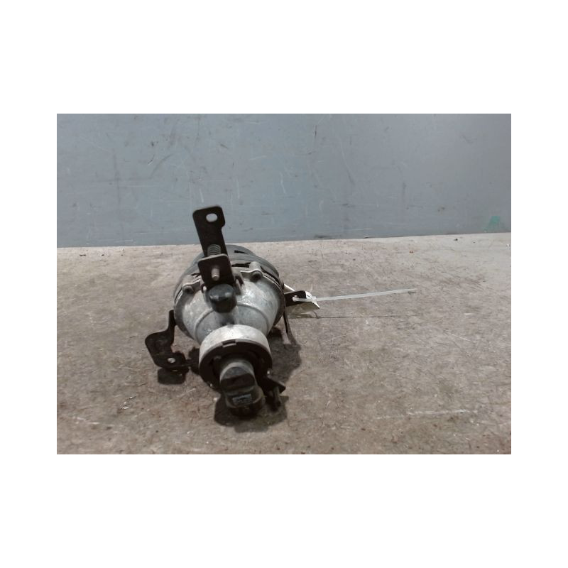 PHARE ANTIBROUILLARD AVANT GAUCHE KIA RIO 2005-