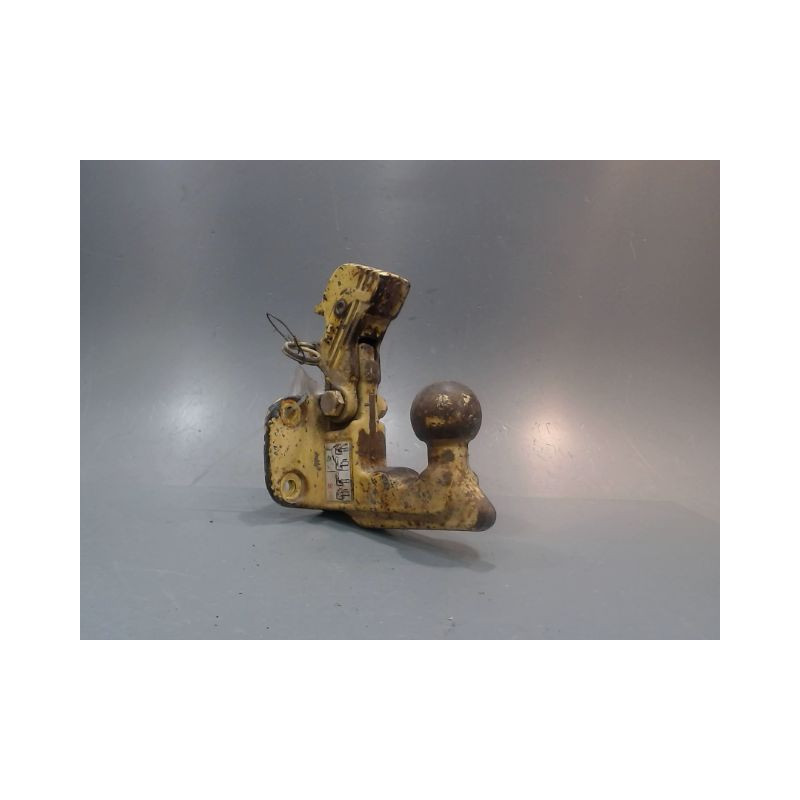 BOULE ATTELAGE IVECO 35C13