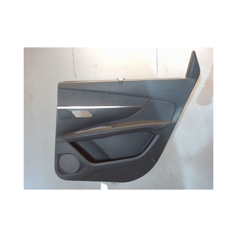GARNITURE PORTE ARRIERE DROIT PEUGEOT 5008