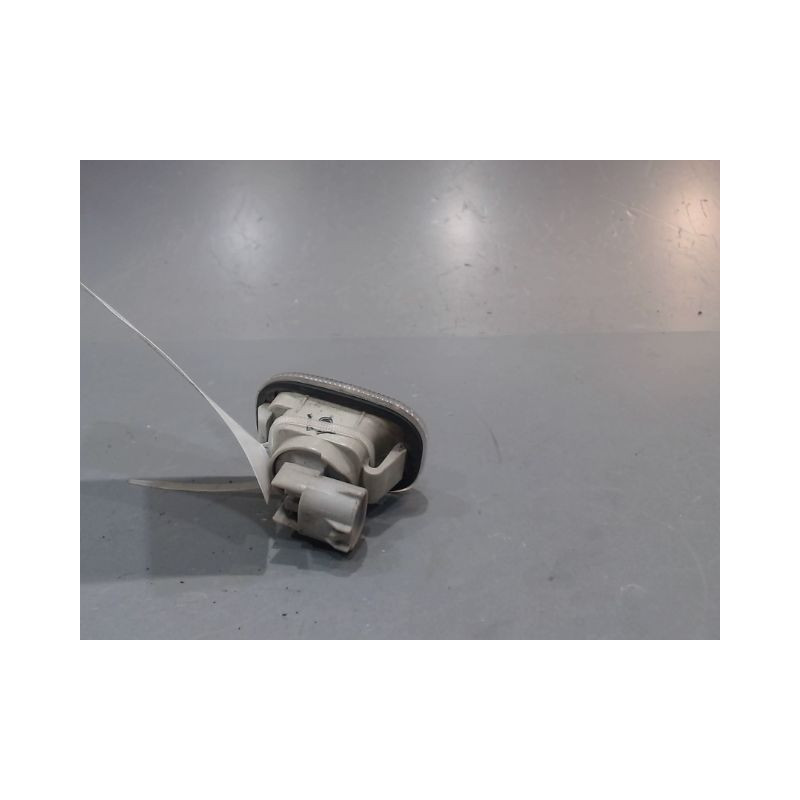 REPETITEUR AILE GAUCHE LEXUS RX