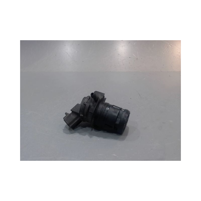 POMPE LAVE-GLACE ARRIERE LEXUS RX