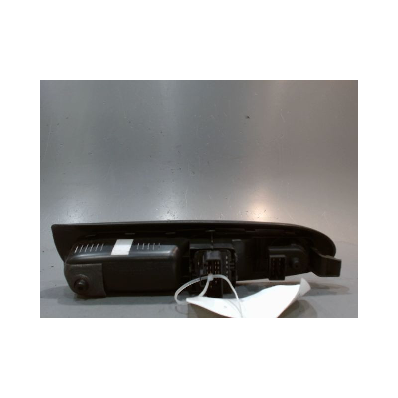 COMMANDE LEVE-GLACE PORTE AVG RENAULT CLIO