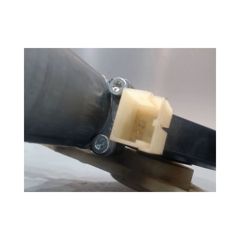 MECANISME+MOTEUR LEVE-GLACE AVANT DROIT AUDI A3