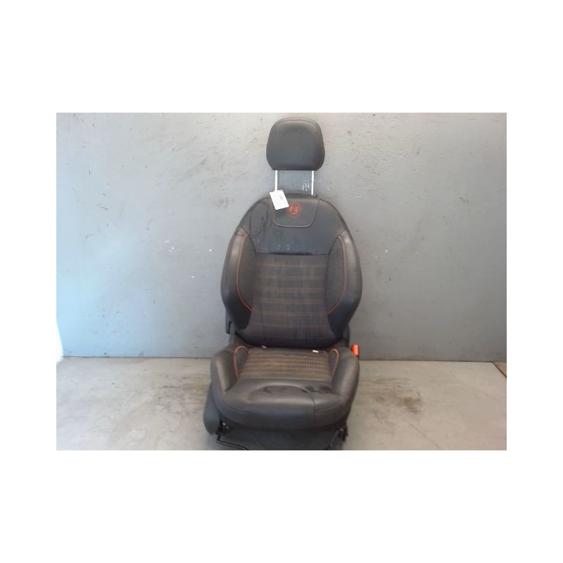 SIEGE AVANT DROIT PEUGEOT 208