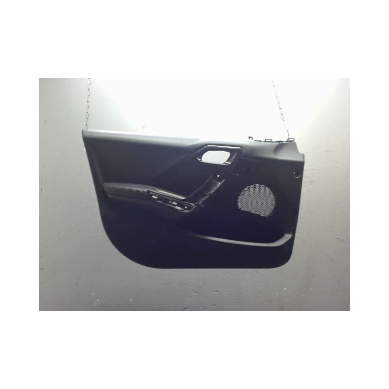 GARNITURE PORTE AVANT GAUCHE PEUGEOT 208