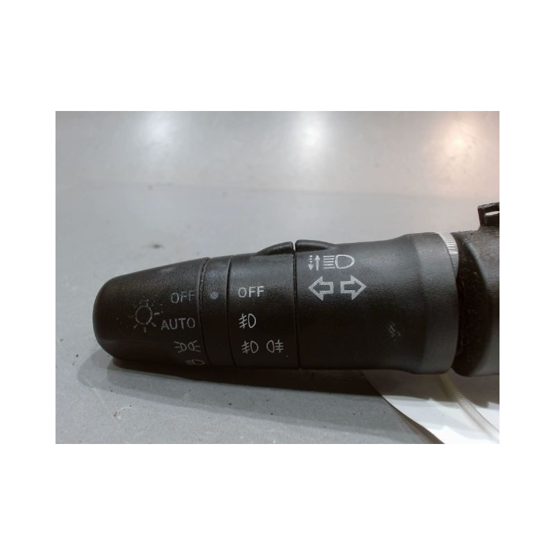 COMMANDE CLIGNOTANT NISSAN MICRA