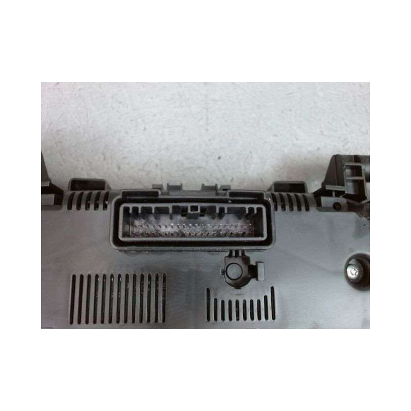 BLOC COMPTEURS RENAULT CAPTUR Phase 1 2013-...