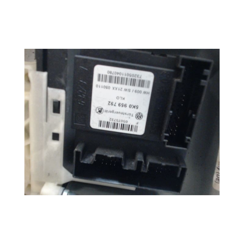 MECANISME+MOTEUR LEVE-GLACE AVANT DROIT VOLKSWAGEN GOLF V PLUS 2005-