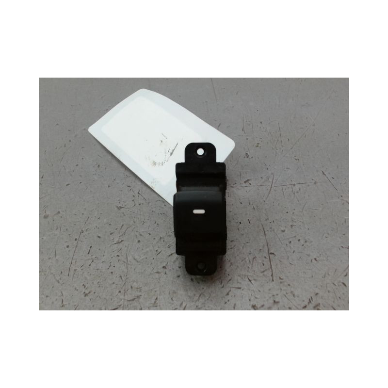 COMMANDE LEVE-GLACE PORTE ARG HYUNDAI I20