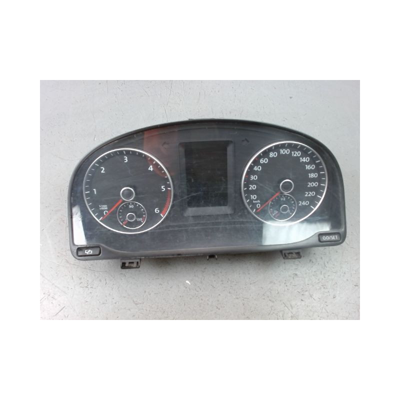 BLOC COMPTEURS VOLKSWAGEN TOURAN 09-
