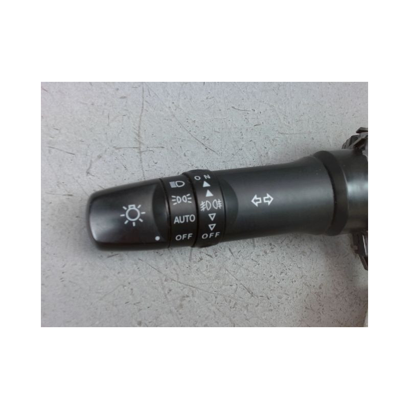 COMMANDE ECLAIRAGE MITSUBISHI SPACESTAR
