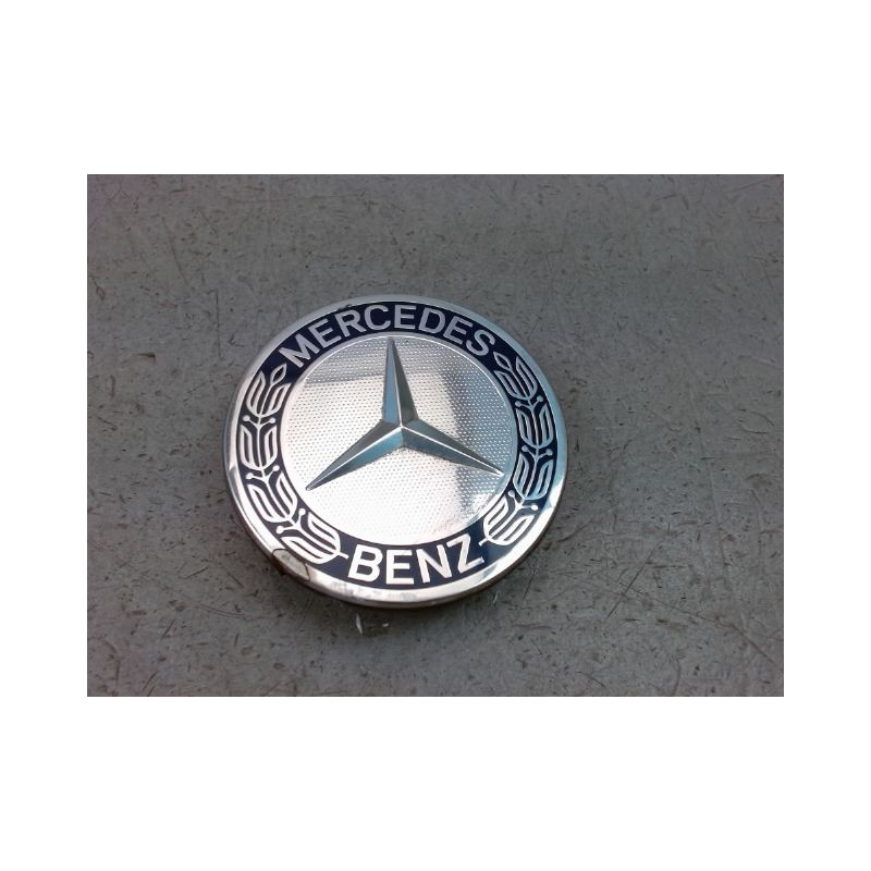 ENJOLIVEUR DE ROUE MERCEDES CLASSE B 2008-