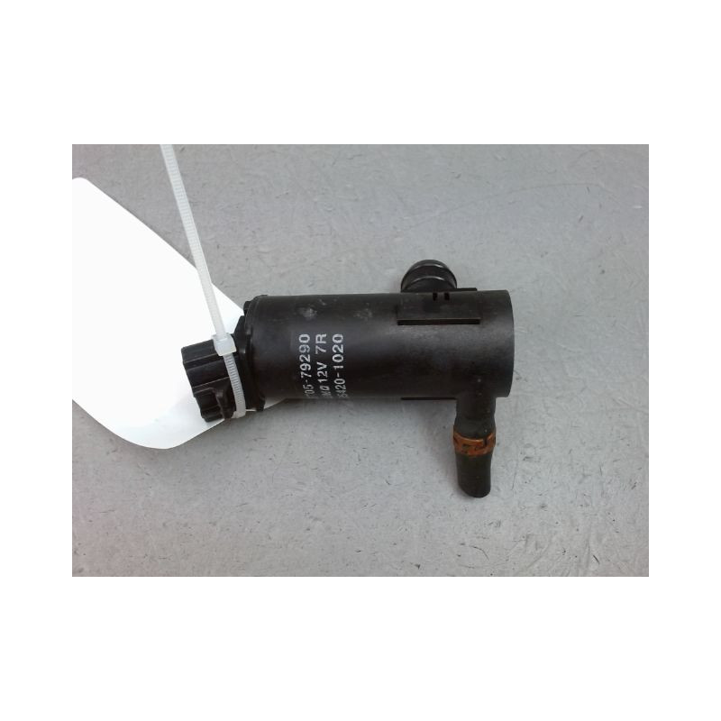 POMPE LAVE-GLACE AVANT MAZDA CX-5